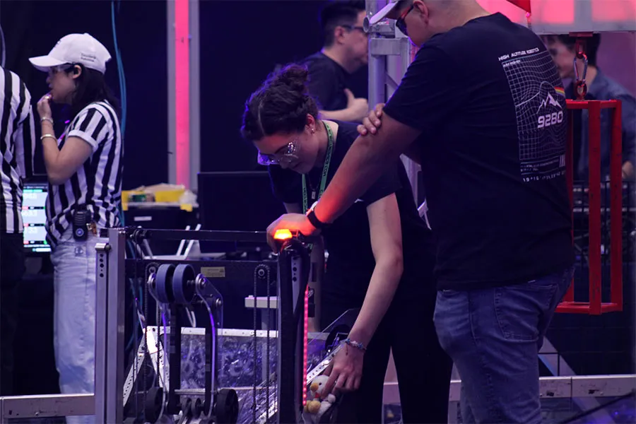 PrepaTec Toluca logra 2do lugar en competencia nacional de rob&oacute;tica