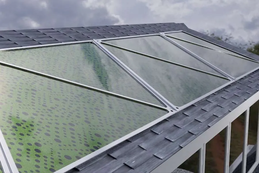 Este emprendimiento consiste en paneles solares de bioalgas para generar energía.