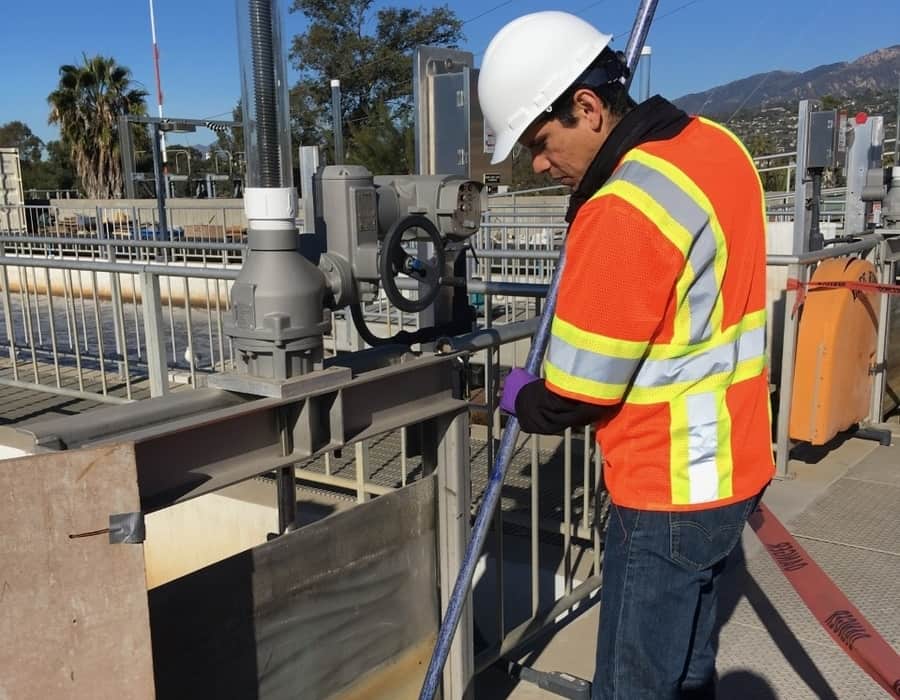 Transformó el agua en su pasión