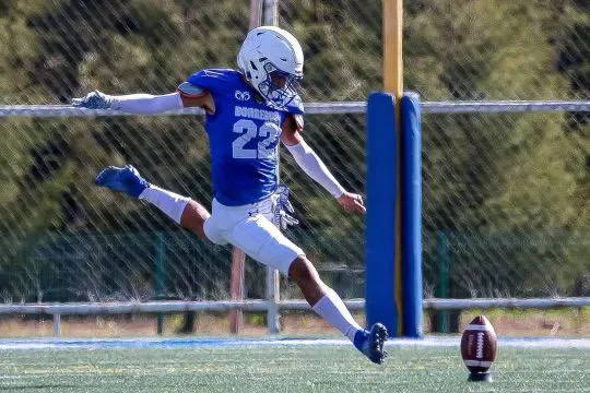 Jesus Gomez pateador rompe record con Eastern Michigan