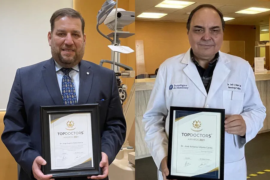 Dr. Jorge Valdez, oftalmólogo y decano de la Escuela de Medicina y Ciencias de la Salud de TecSalud (izq.), y el Dr. José Antonio Infante, neurólogo pediatra del Instituto de Neurología y Neurocirugía (der.).