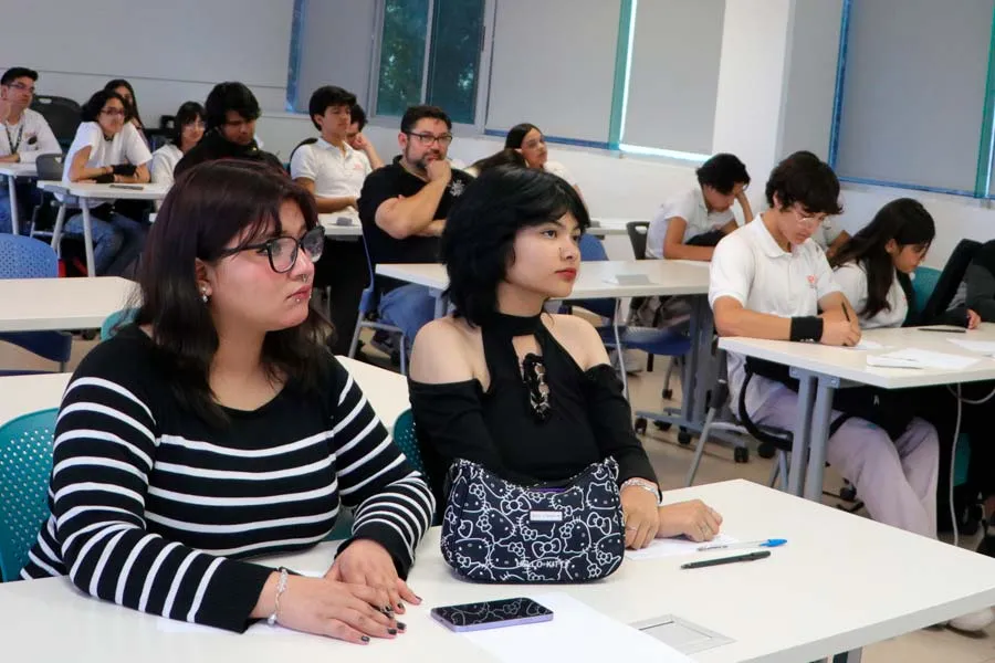 Encuentro de jovenes escritores del Tec. de Monterrey campus Obregón