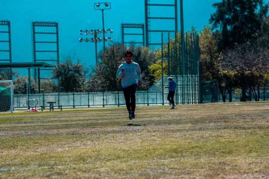 Juan Daniel se ha preparado para obtener un lugar en el podio de la competencia  de Atletismo