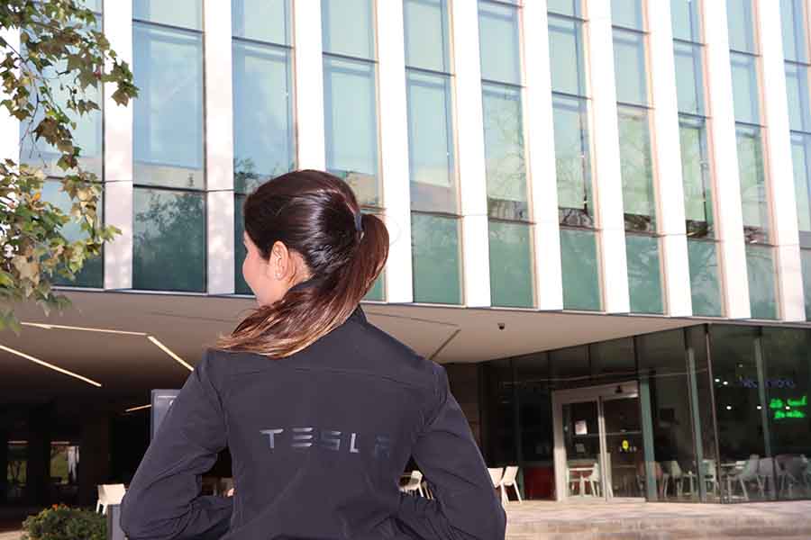 Julieta Vicario, quien trabajará en la Gigafactory Texas, de Tesla, en el campus Monterrey 