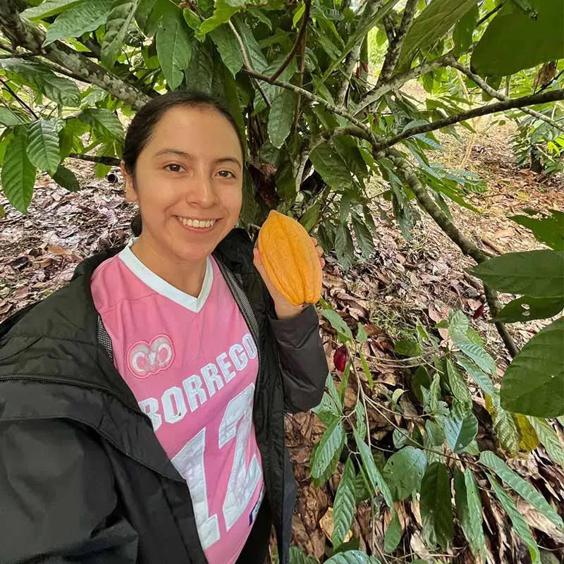 Karen Lara, alumna de la 8va. generación del Programa de Líderes del Mañana del Tec de Monterrey campus Cuernavaca, fue seleccionada para participar en un programa inmersivo de verano de York University en el EcoCampus “Las Nubes", en Costa Rica.