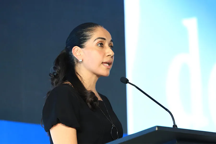 Directora general de Tec Santa Fe aconseja a futuros egresados