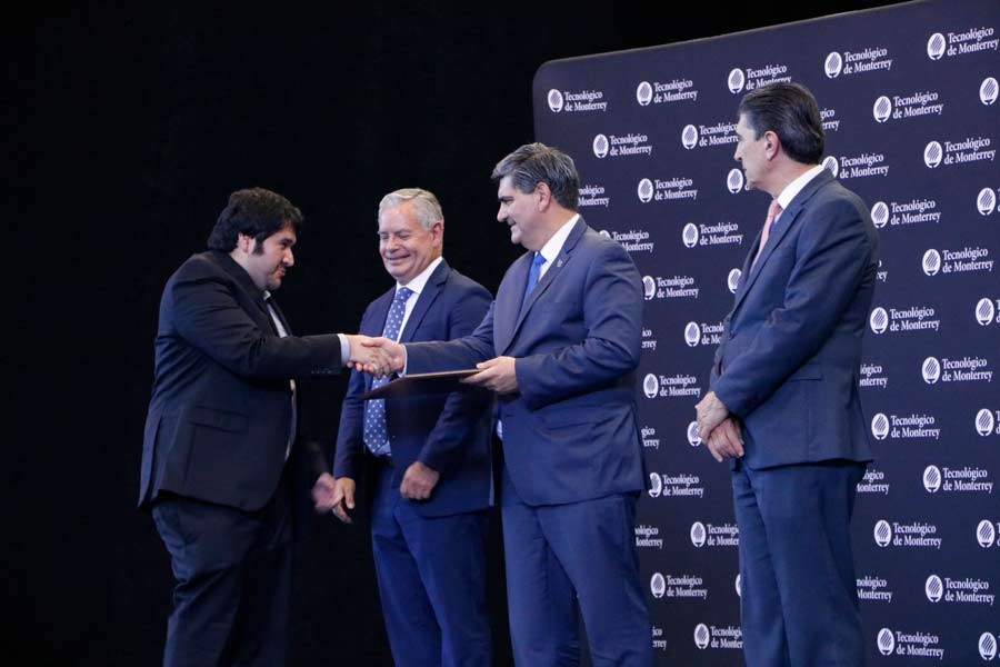 En total, 9 catedráticos del campus Monterrey fueron reconocidos con el "Premio Profesor Inspirador".