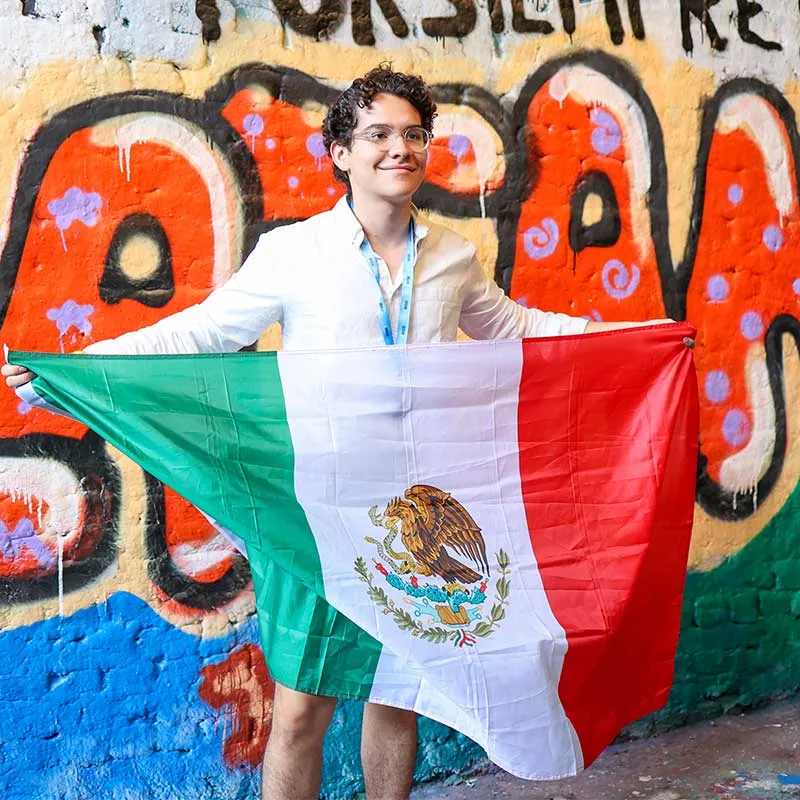 Luciano Reyes, estudiante de la PrepaTec Cuernavaca, participó en el Residential Summit de RISE en Londres, Inglaterra.