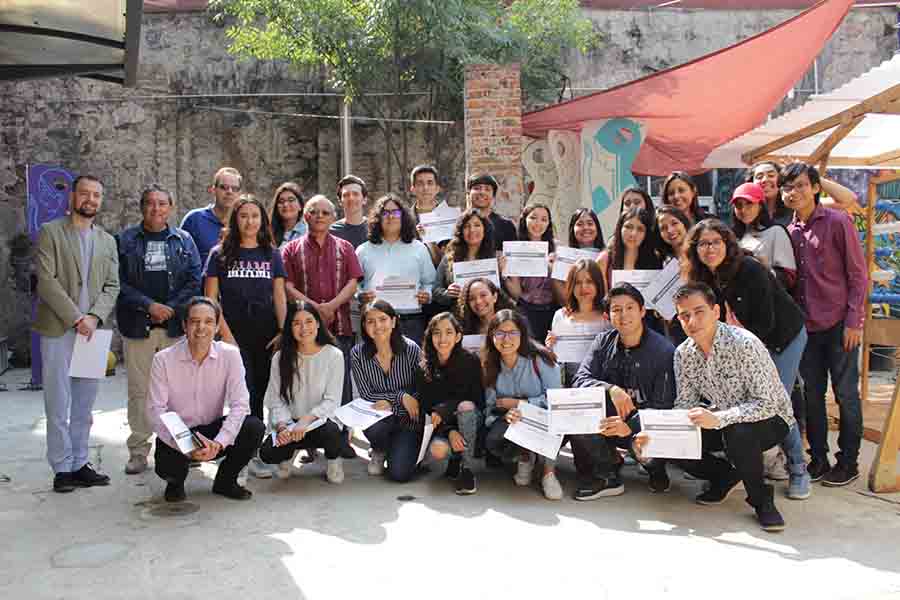 Los participantes del proyecto recibieron reconocimientos por su labor