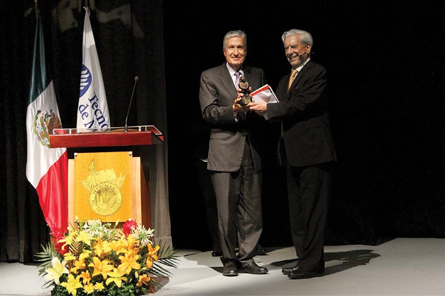 Mario Vargas Llosa en el Tec