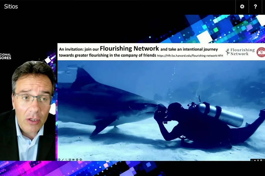 Conferencia magistral de Matthew T. Lee