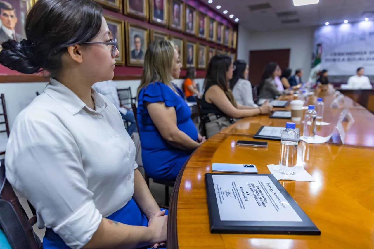 miembros reconocidos en ceremonia de igualdad laboral