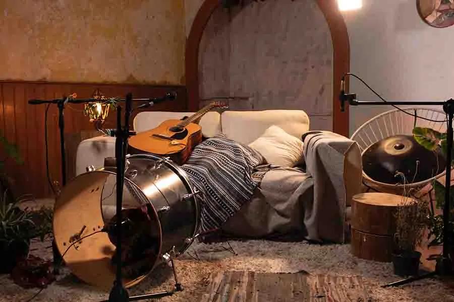 EXATEC del Tec campus Querétaro crean hogar de música independiente en busca de proveer un espacio para artistas emergentes mediante sesiones grabadas y personalizadas acorde a su esencia.