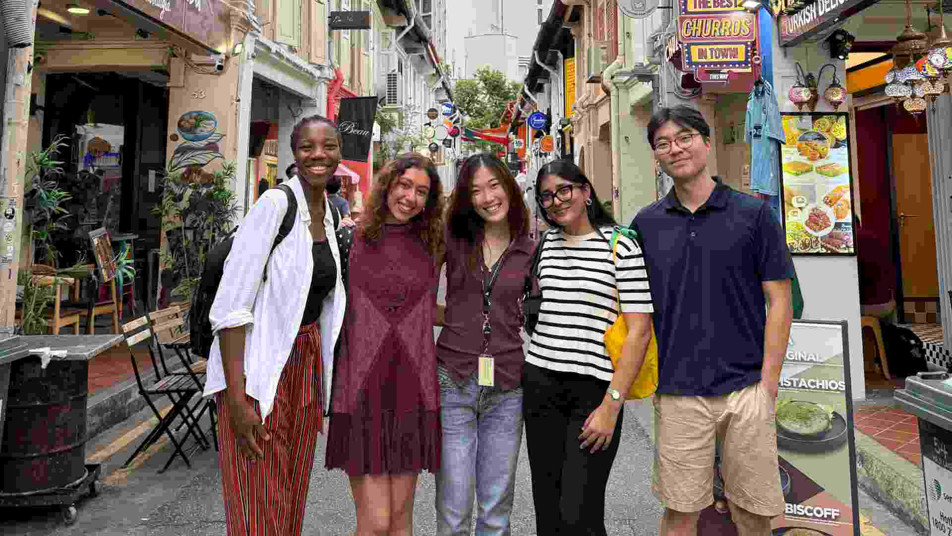 Ren&eacute;e Gott particip&oacute; y gan&oacute; un hackaton en Singapur