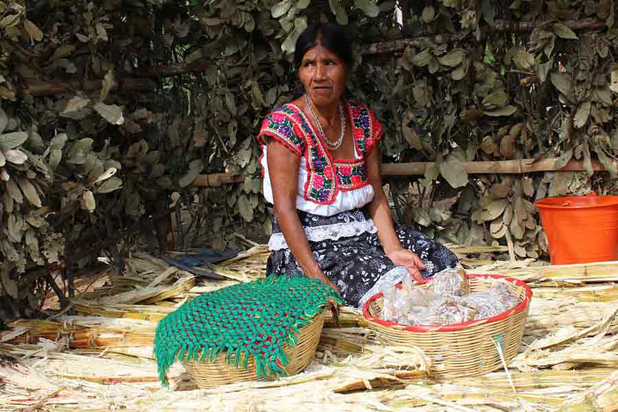 mujer indígena