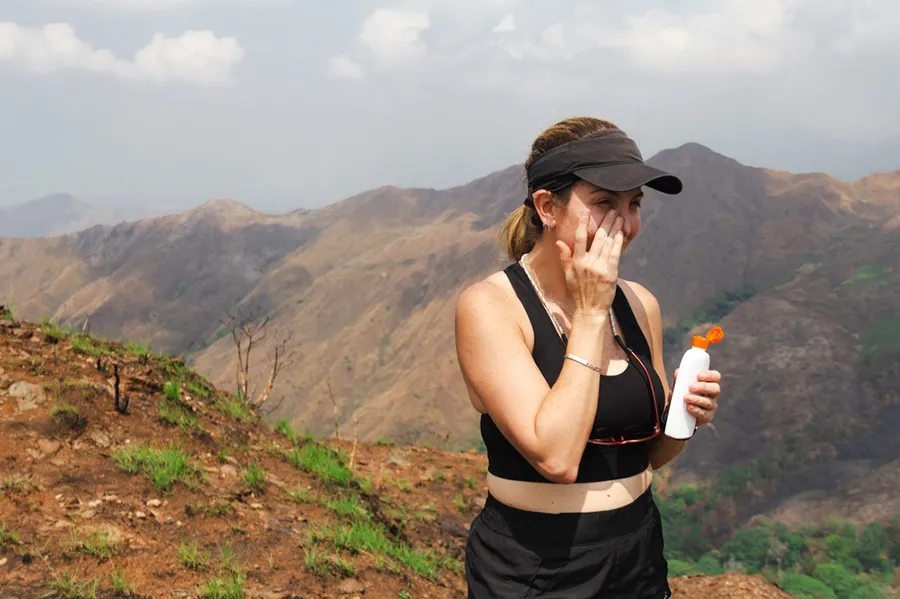 Usar protector solar al realizar cualquier actividad al aire libre. Foto: Shutterstock