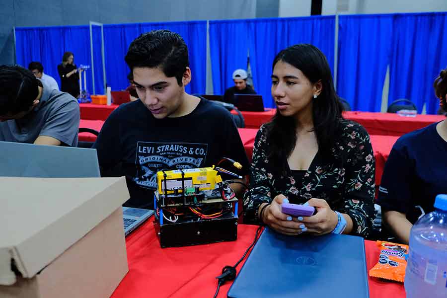 Mundial de robótica RoboRave, en el que destacaron estudiantes del Tec Guadalajara.