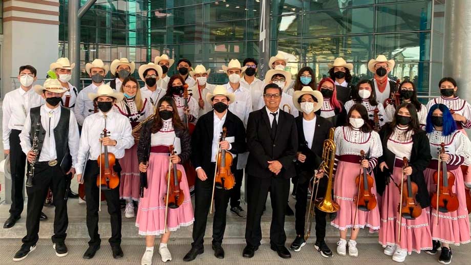 Orquesta Juvenil Sinfónica de Sonora toca en inauguración del aeropuerto Felipe Ángeles