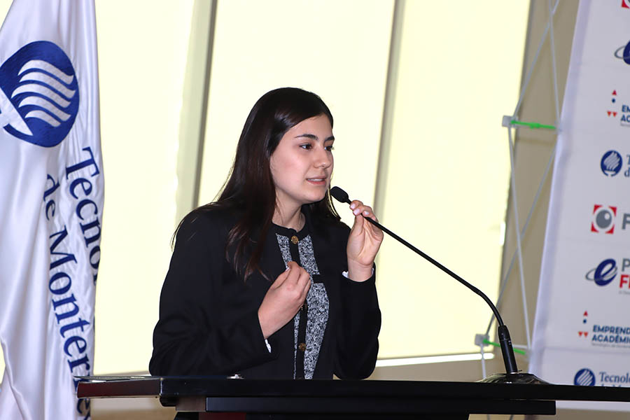 Paulina Cárdenas, estudiante del Tec de Monterrey ganadora del Premio FRISA