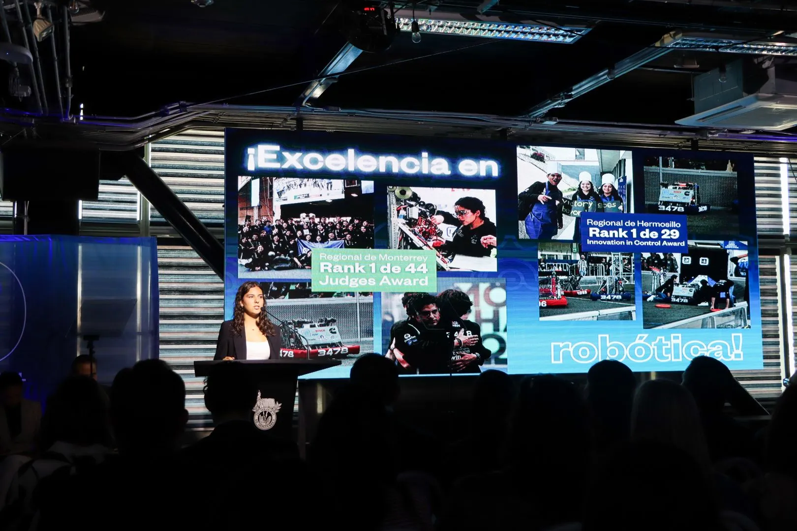 ponente hablando sobre  durante informe anual 2024