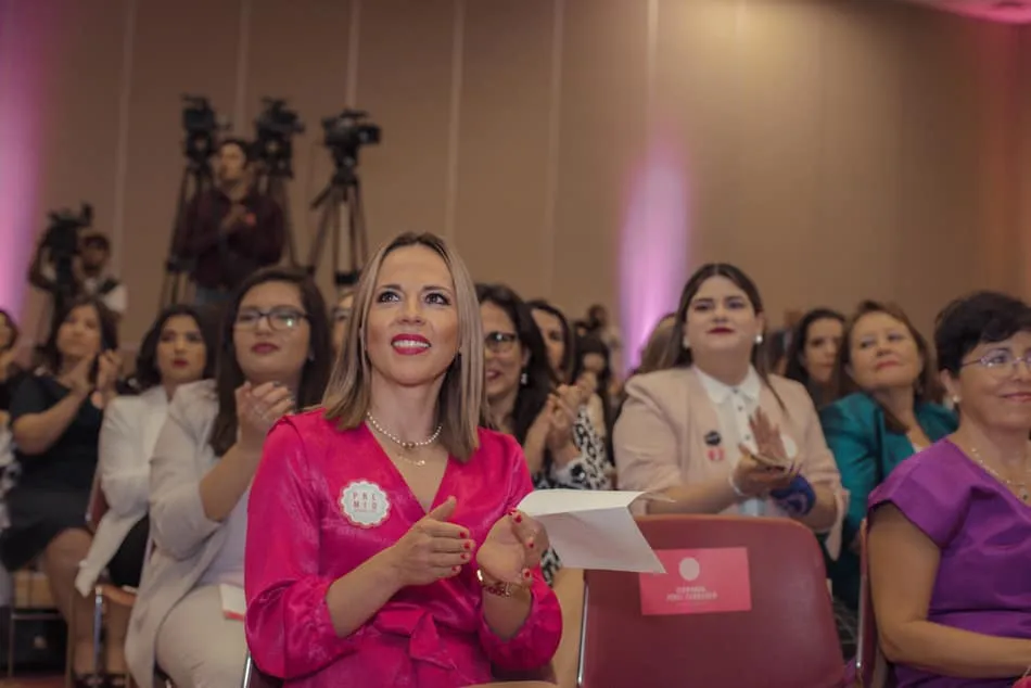 Premio Mujer Tec 2020 galardón a mujeres innovadoras que transforman su entorno