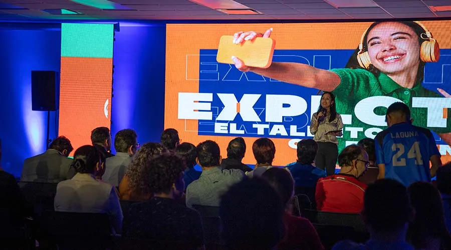 Presentación de programa multicultural en PrepaTec Laguna