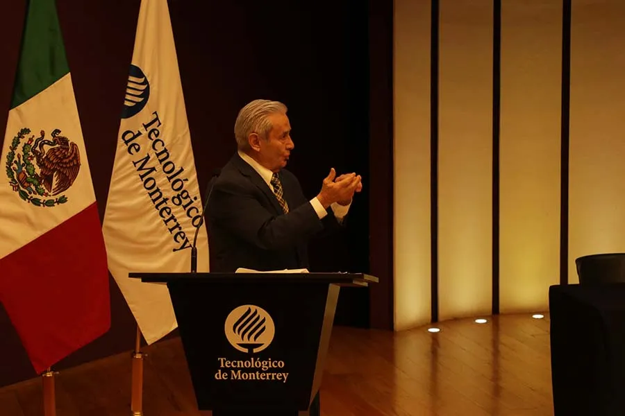 Líder en el sector financiero comparte su visión con estudiantes Tec