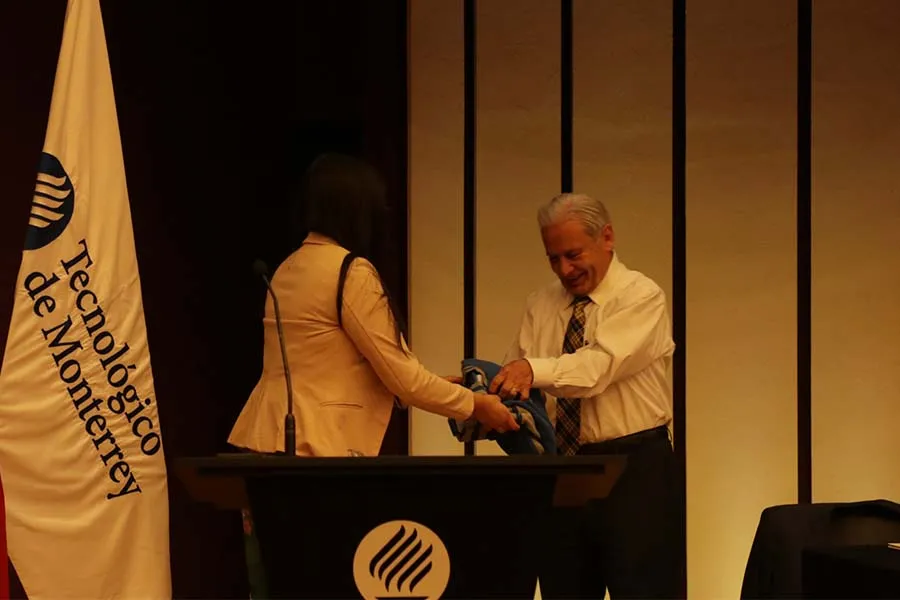 Líder en el sector financiero comparte su visión con estudiantes Tec