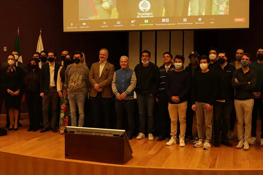 Líder en el sector financiero comparte su visión con estudiantes Tec