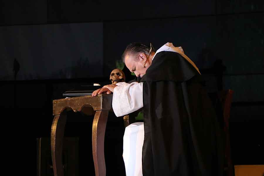 Rinden homenaje en Tec Guadalajara a Fray Antonio Alcalde.