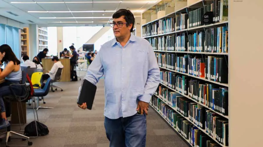 Su trabajo en la educación le hizo obtener en 2021 el Premio Profesor Inspirador a nivel nacional