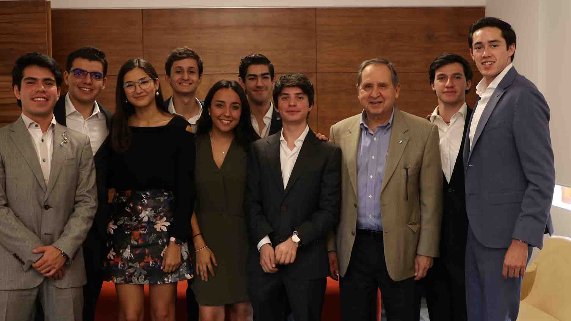 Salvador Alva, presidente del Tec de Monterrey en conferencia en Tec Santa Fe. 