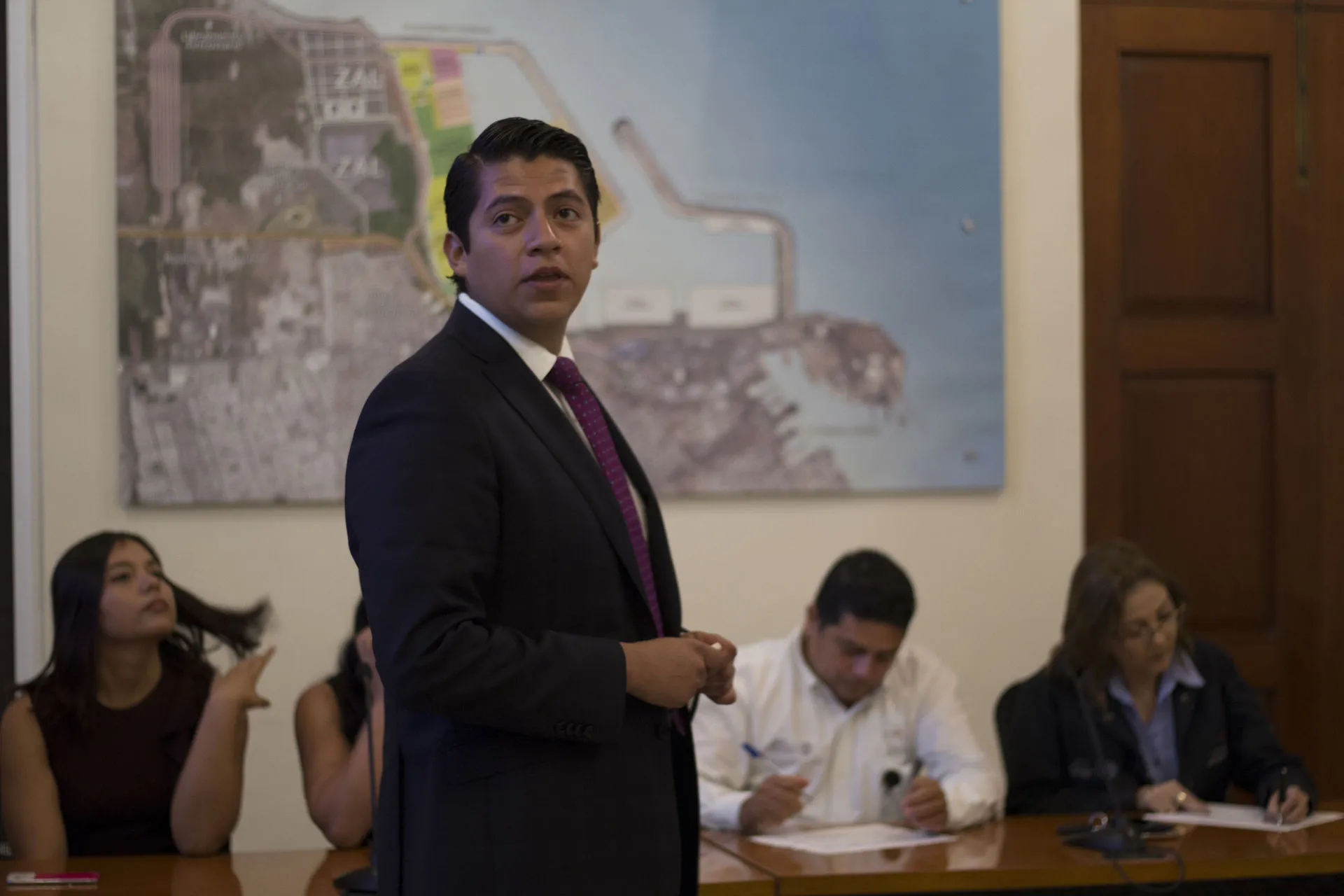 Al cierre de cada proyectos los alumnos realizan la presentación de sus propuestas ante directivos de APIVER y del Tecnológico de Monterrey.