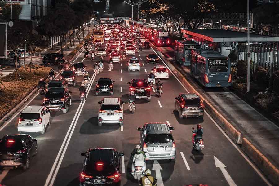 Qué tipo de automóviles contaminan menos