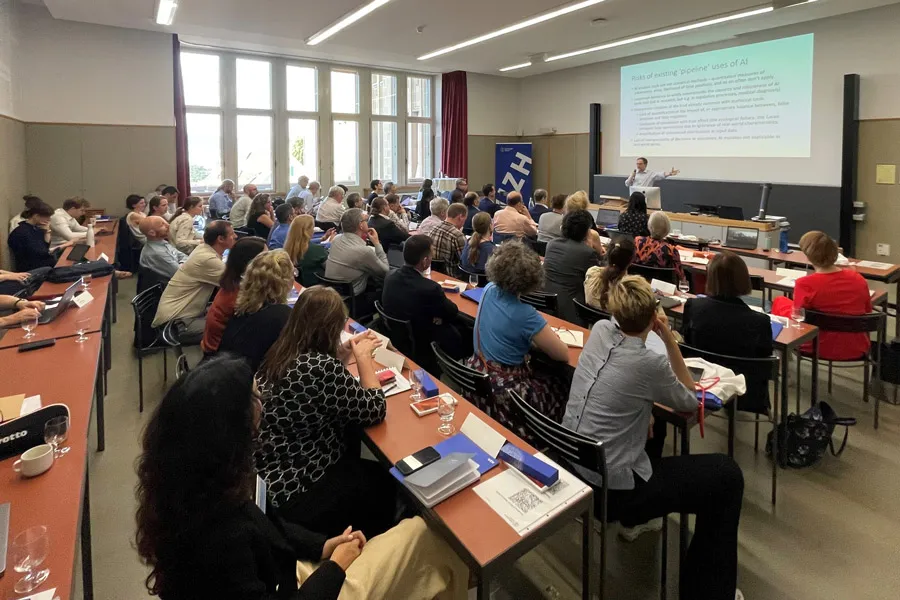 La red tiene una gran concentración (60 %) de universidades miembros rankeados en el Top 100 mundial