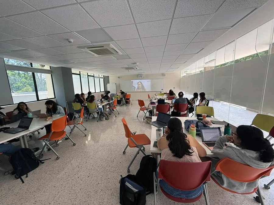 USCRI campaña realizada por estudiantes del Tec Guadalajara, para sensibilización sobre el tema de refugiados.