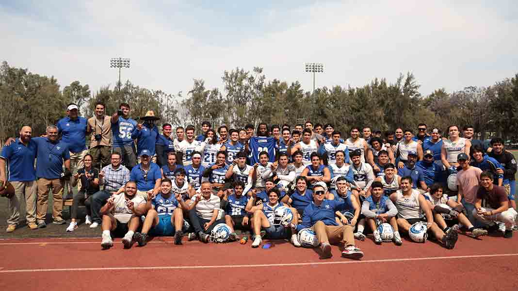 Jugador de NFL, de Pittsburgh Steelers, visita el Tec Guadalajara.