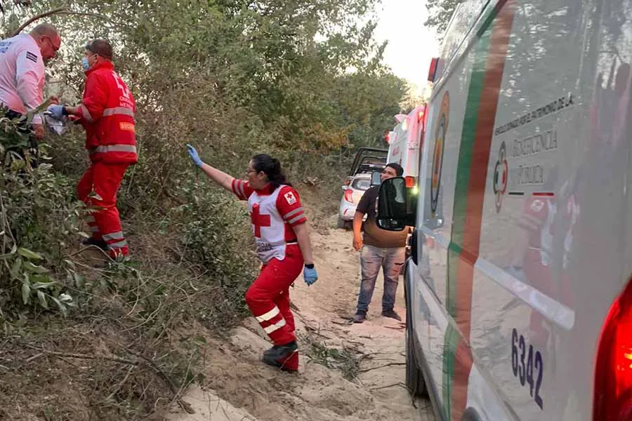 yujani durante rescate en cruz roja celebrando 20 años
