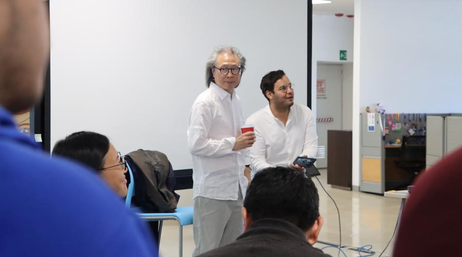 Zhu Pei durante Conversatorio en el Congreso de Arquitectura Querétaro 2025