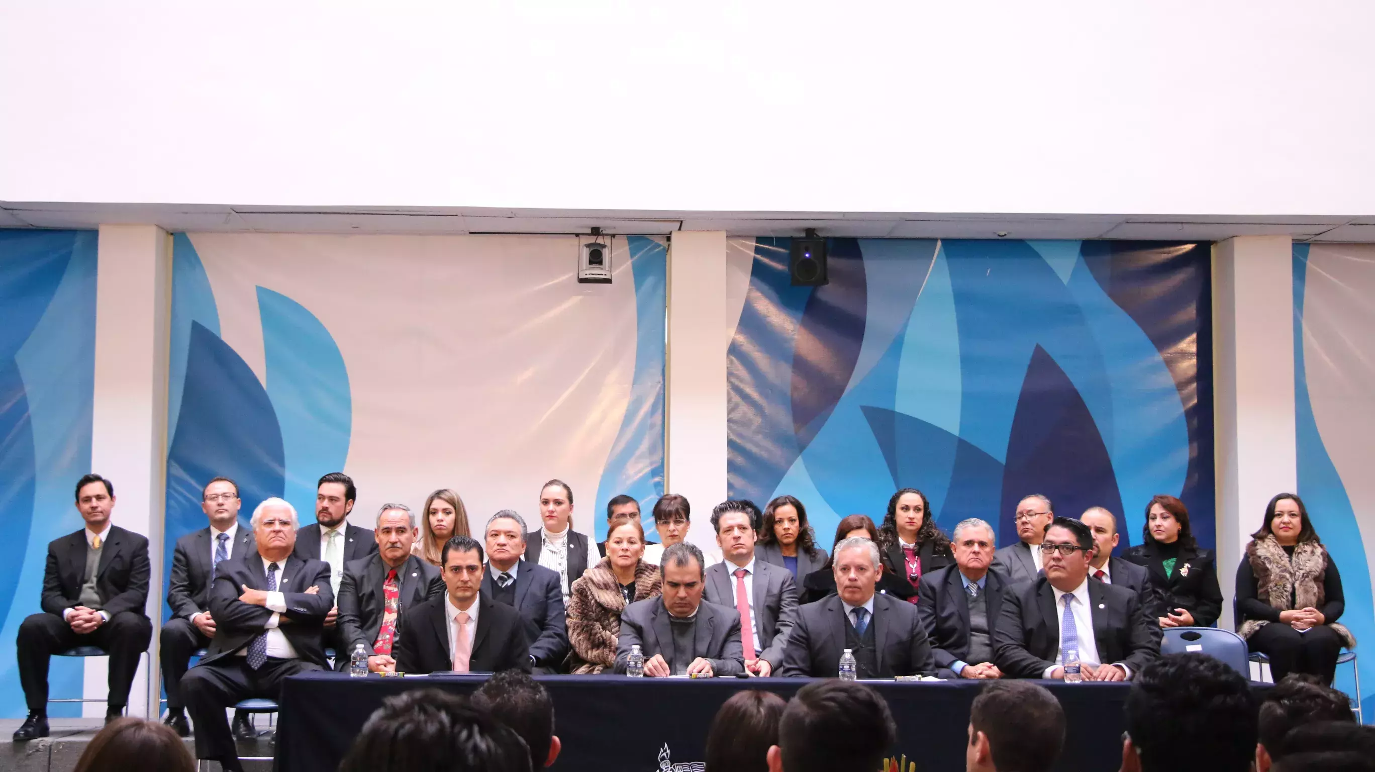 Autoridades de la institución acompañaron el evento.