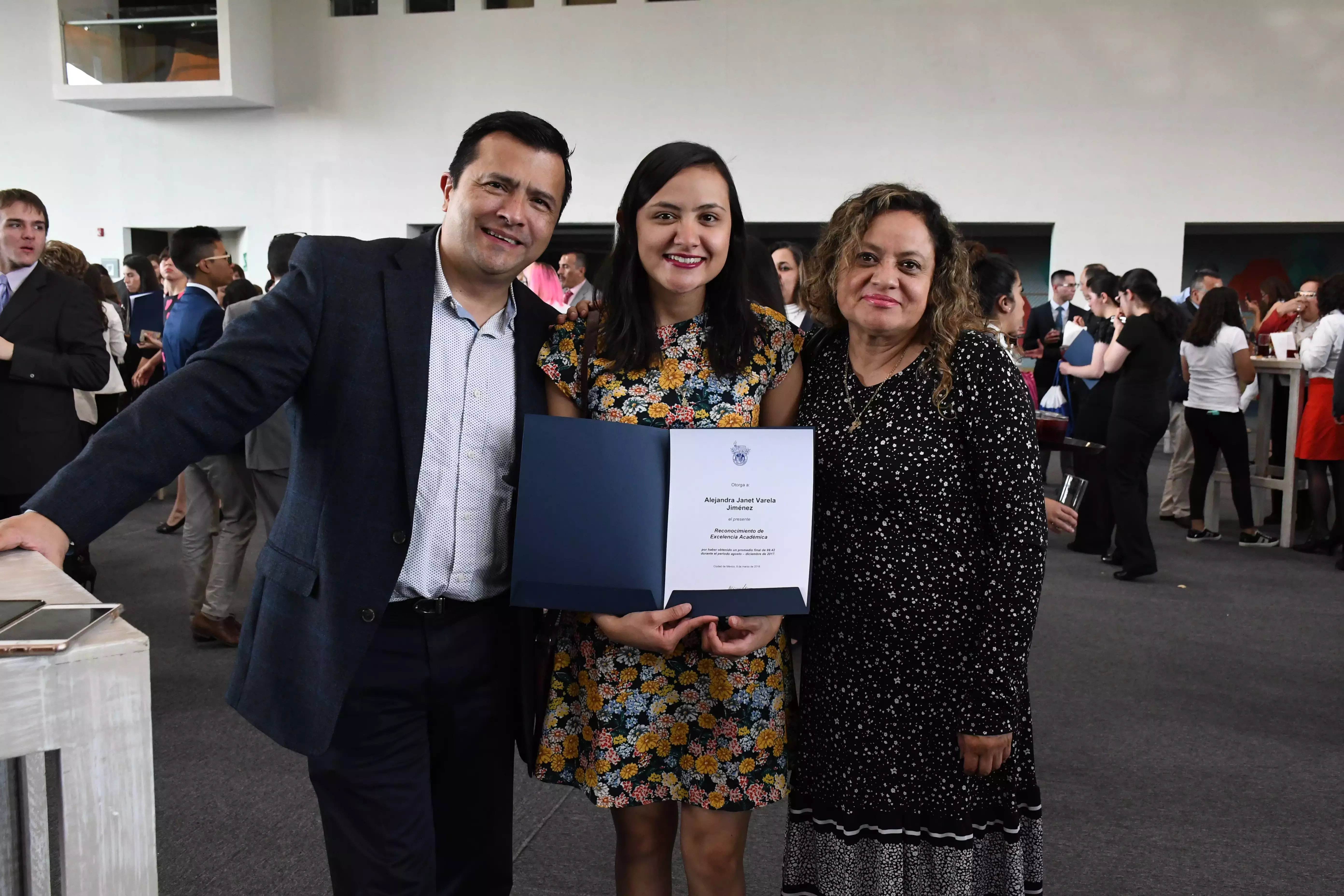 alumnas con papás