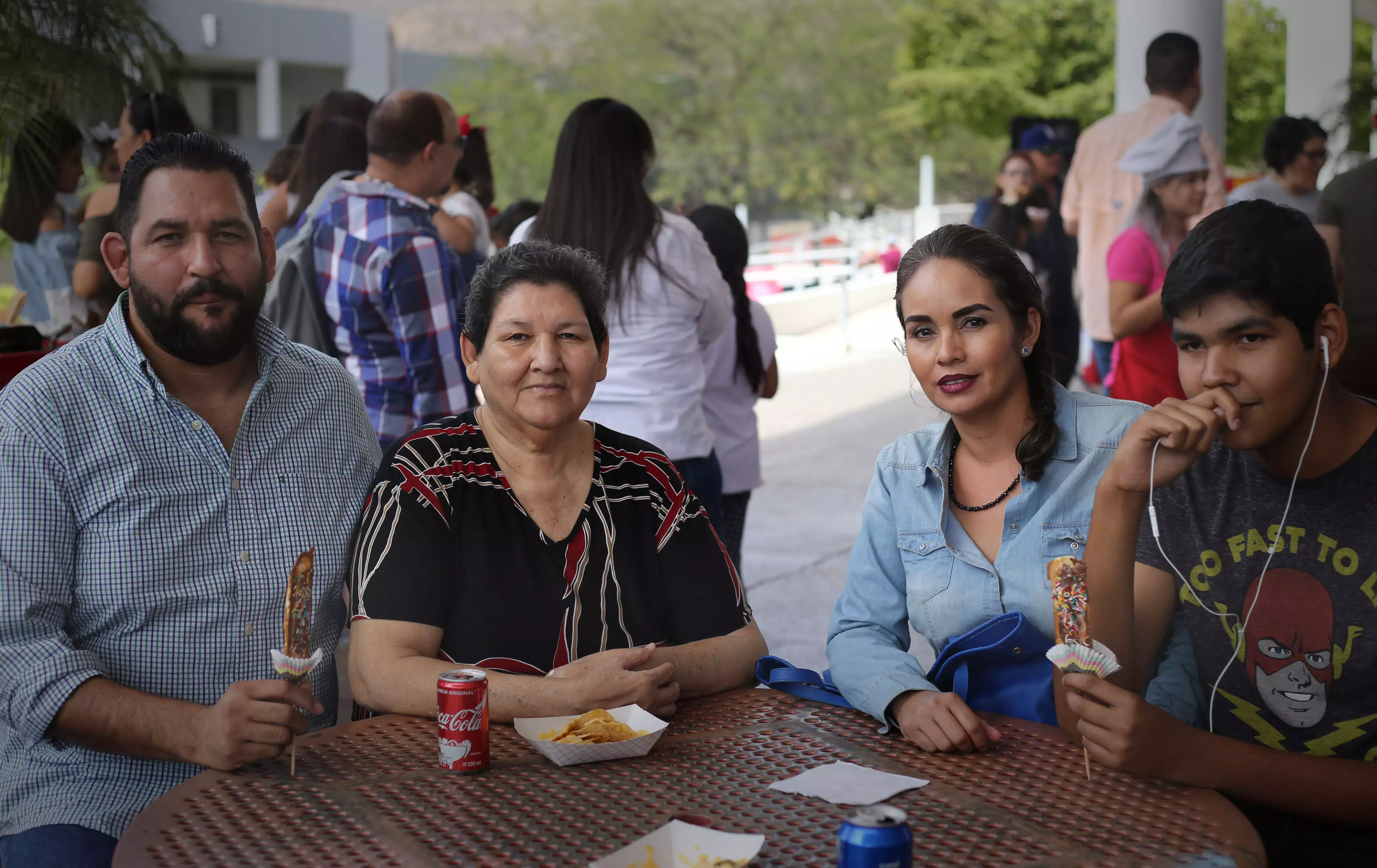 celebrando dia de la familia