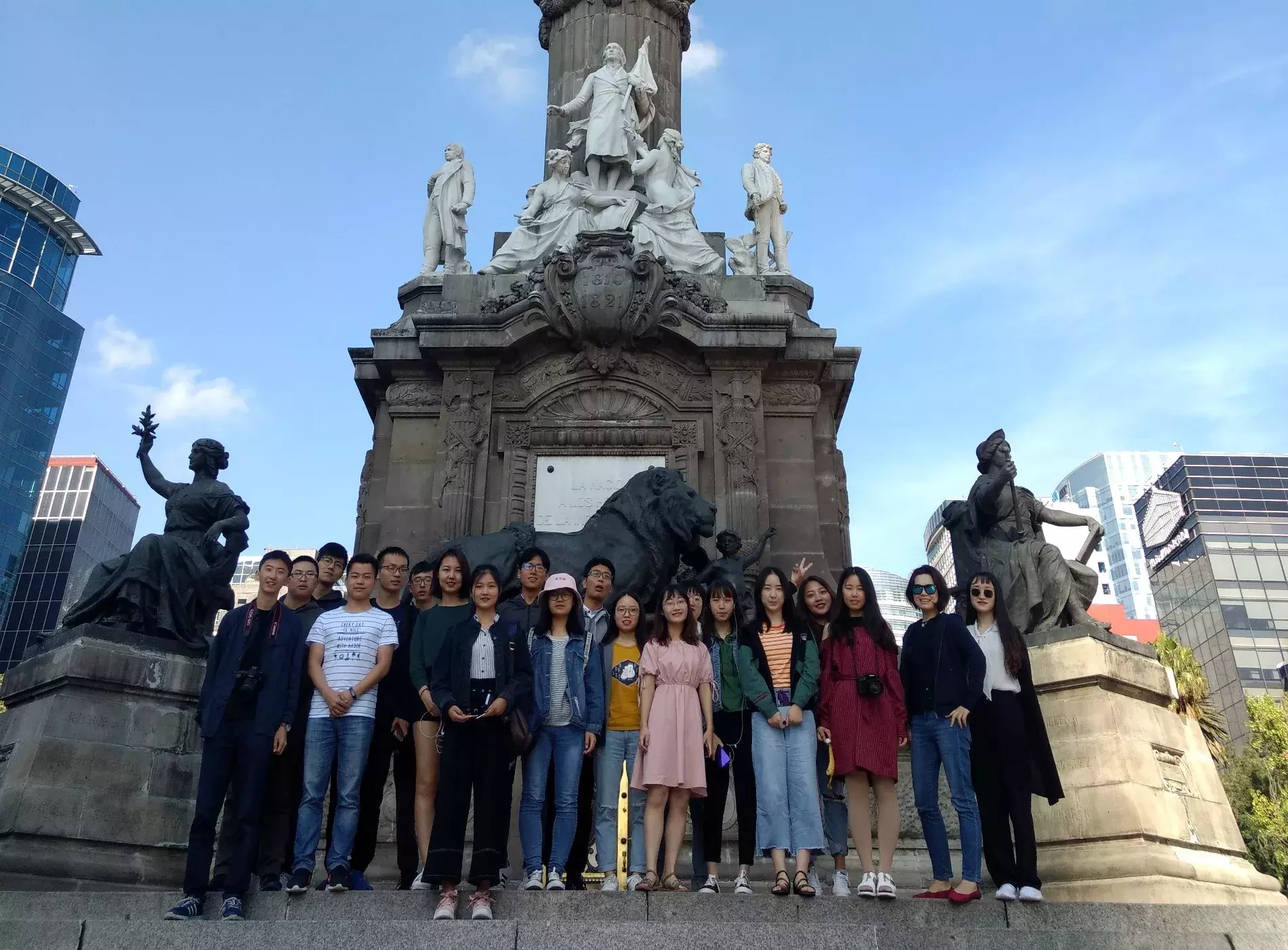 Fotogalería visita Universidad de Fudán