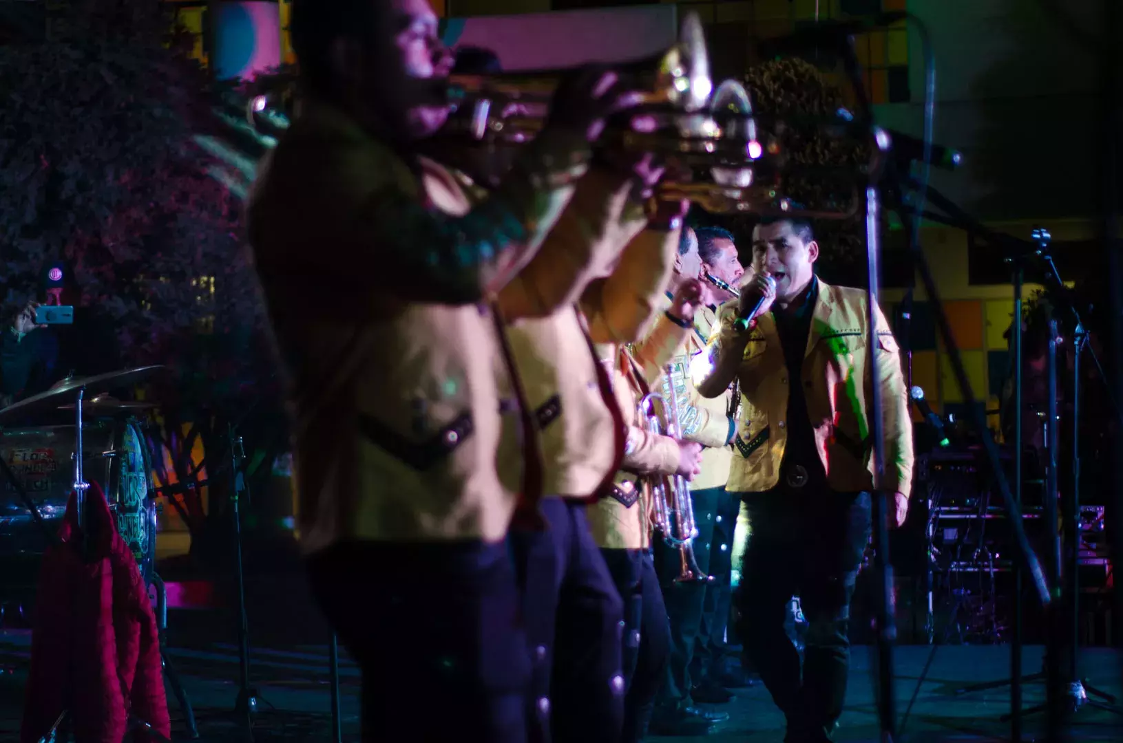 Fotografía del festejo de la noche mexicana en el TEC Toluca