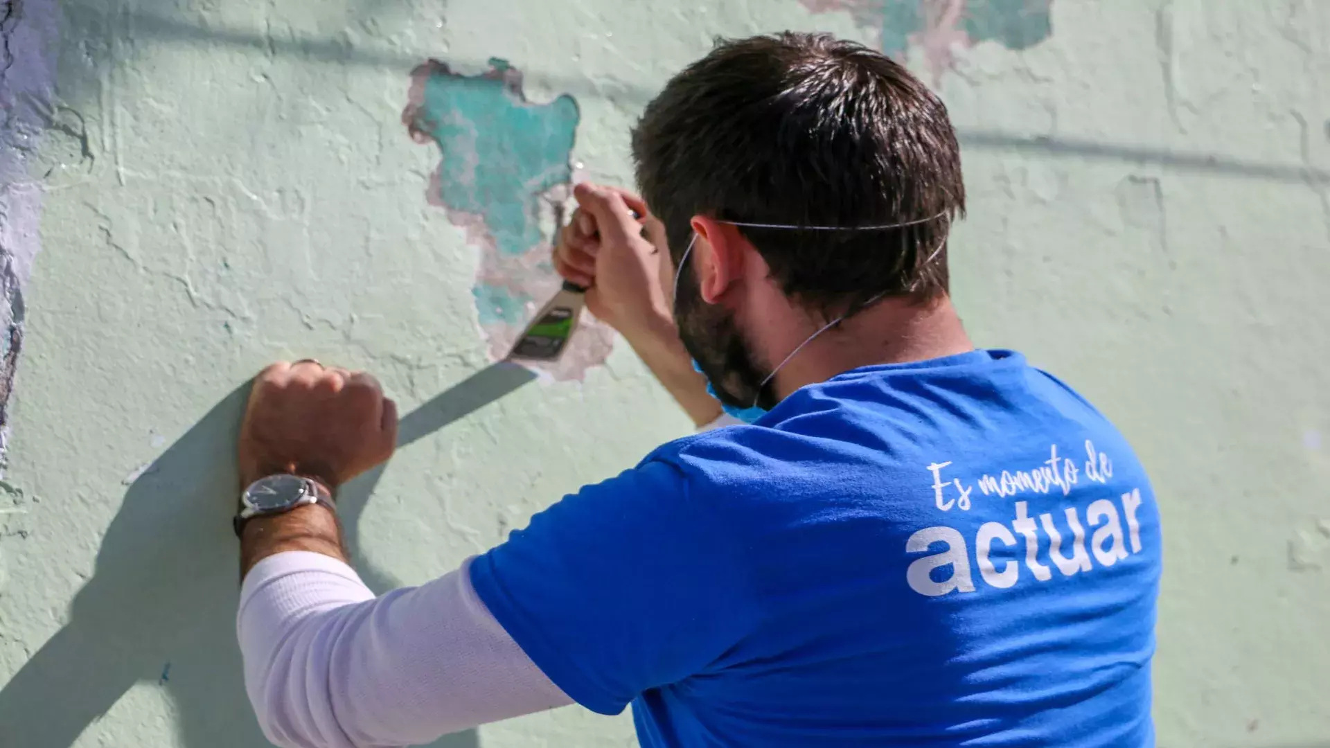 La comunidad del Tec Campus Toluca unió esfuerzos para pintar la escuela Mihuel Hidalgo en San Antonio Buenavista