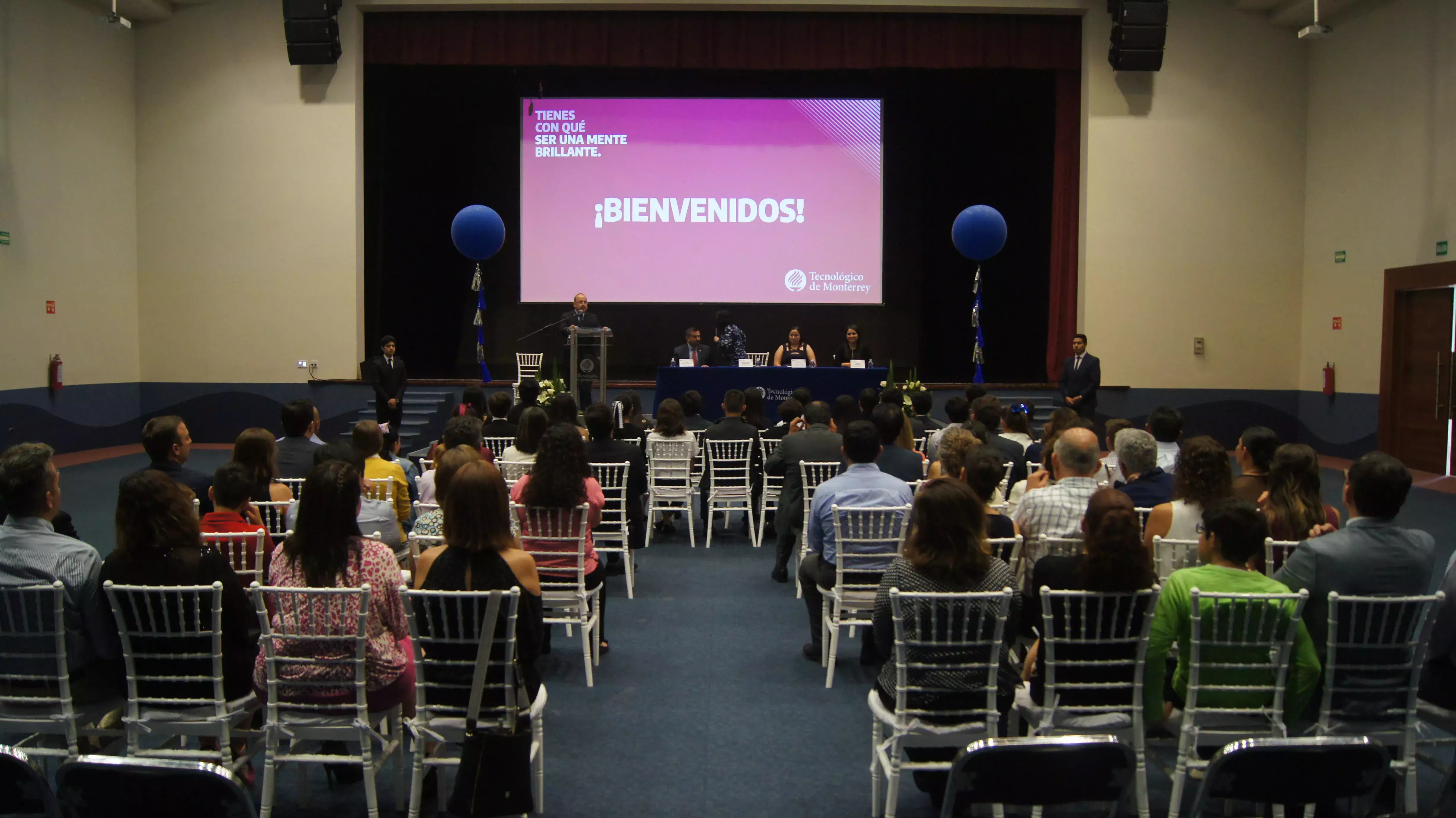 Entrega de Beca al Talento Académico 2