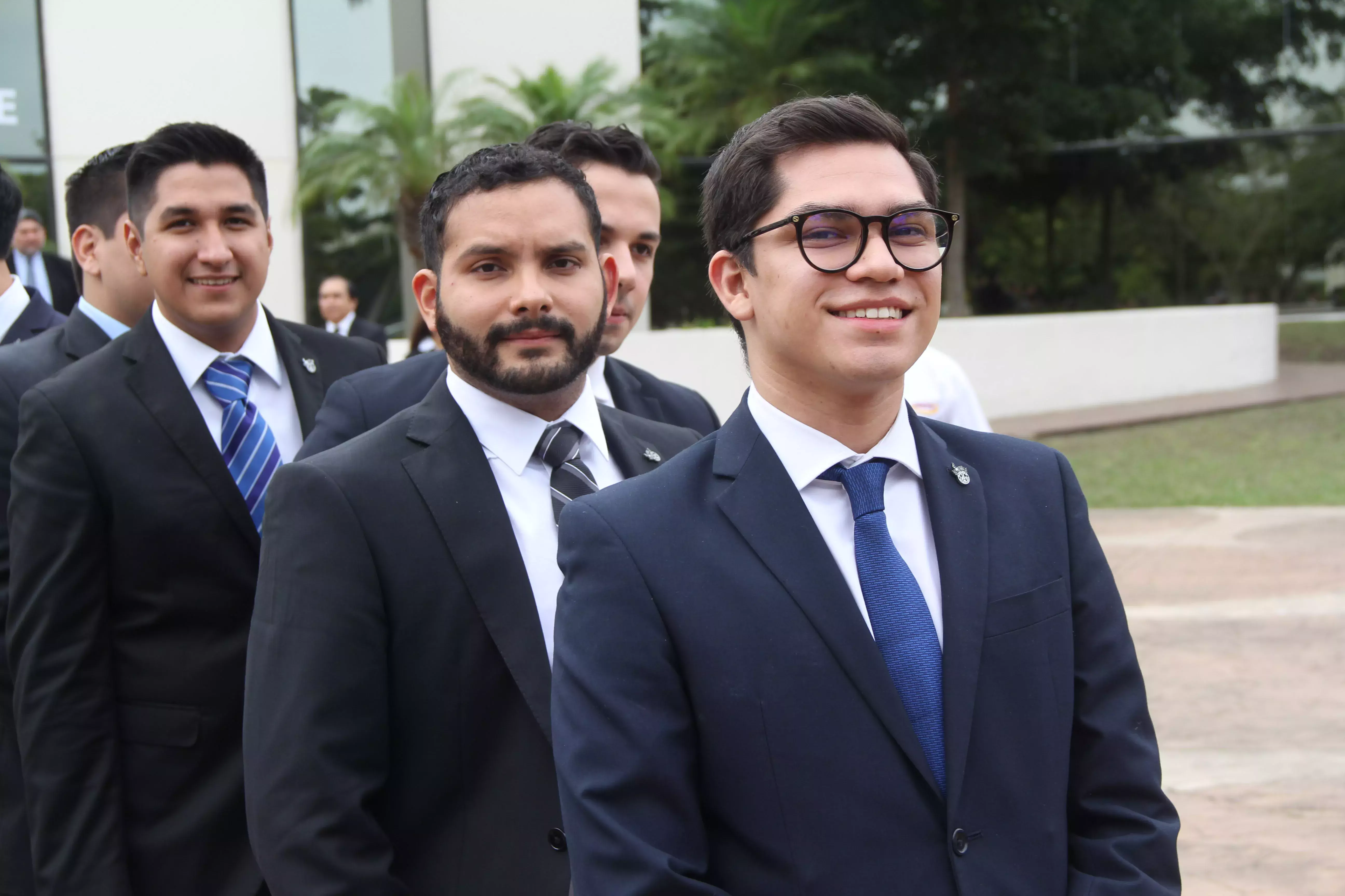 Foto de generación Profesional y PrepaTec