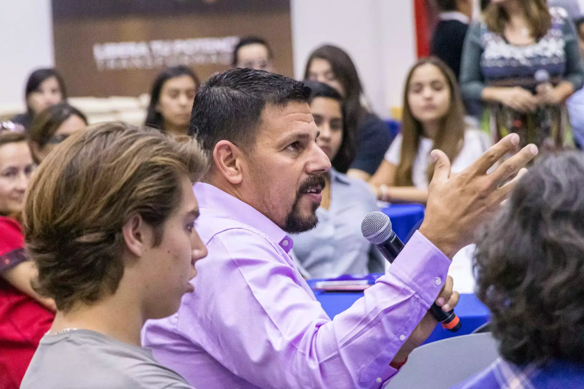 Cinco horas, distintas voces, diversas áreas, un solo Tec 