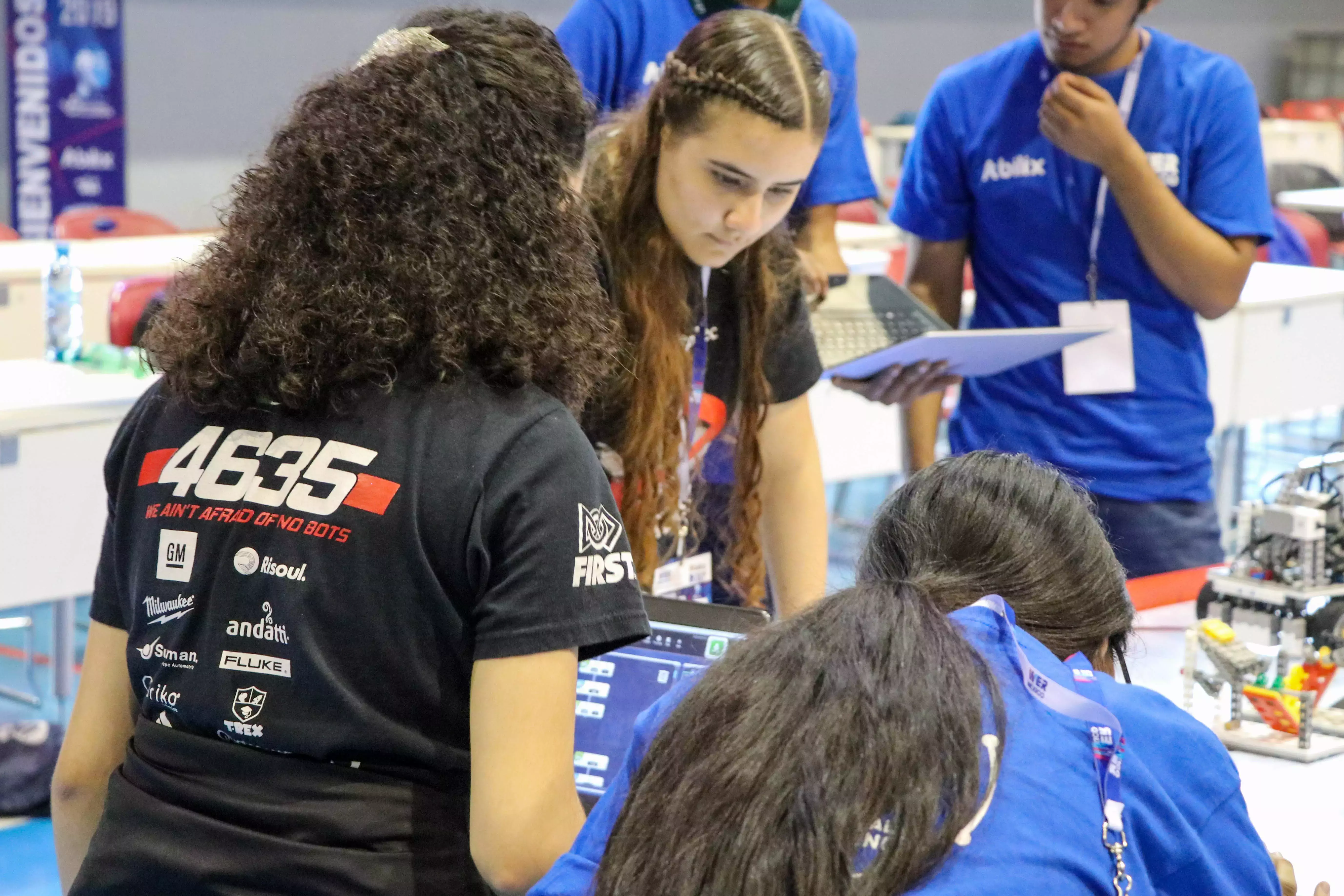 Estudiante se encuentra en la competencia.