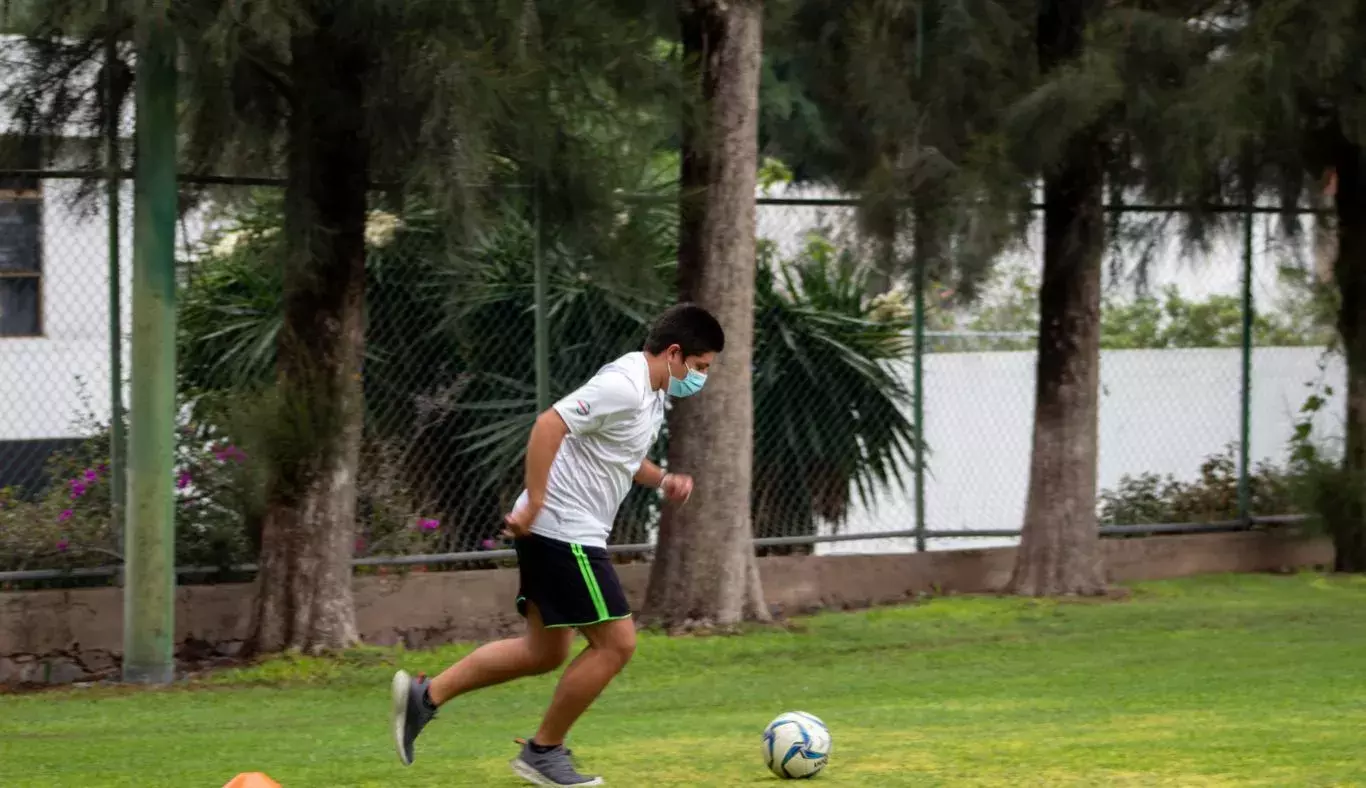 Entrenamiento Fútbol Campus Irapuato 